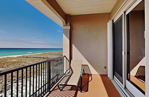 Navarre Beach Apartment | Beachy Dreams