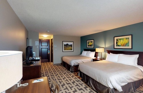 Carlyle Hotel | Bear Claw Casino & Hotel