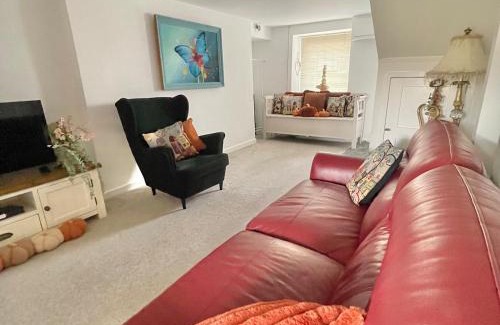 Glynneath House | Bear Cottage - Waterfall Country