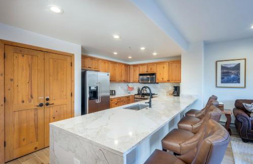 Mountain Village Apartment | Bear Creek Lodge 211 by Alpine Lodging Telluride