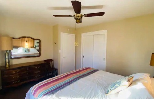 Hillsdale Cottage | Bear Lake Cottage ... Pontoon Available for Rent