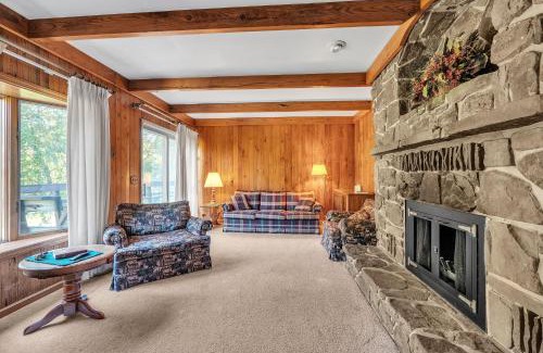 Cabins House | Bear Paw Cottage- 12 mins to Seneca Rocks cottage