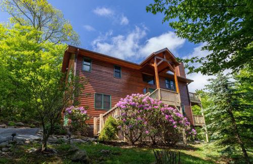 Sugar Mountain House | Bearadise Cabin