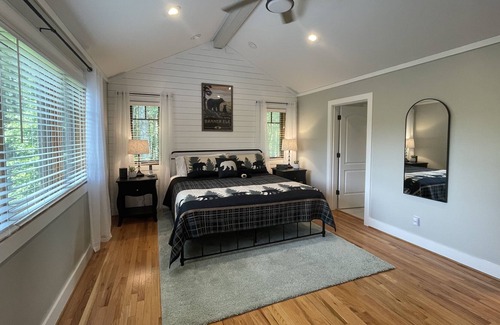 Boone House | Bearcat Cove in the Heart of Valle Crucis