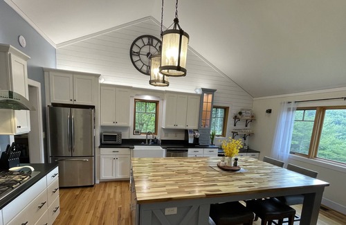 Boone House | Bearcat Cove in the Heart of Valle Crucis