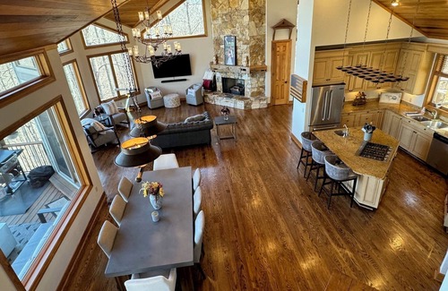 Mountain Air House | Bearfoot Retreat - Private Club Access