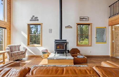 Victor House | Bearlythere High Mountain Retreat