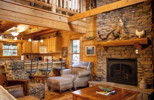 Gatlinburg - Pigeon Forge House | Bears Up There - A Perfect Getaway for 2
