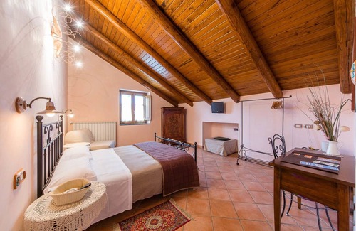 San Lazzaro Bed & Breakfast | Beata Solitudo B&B