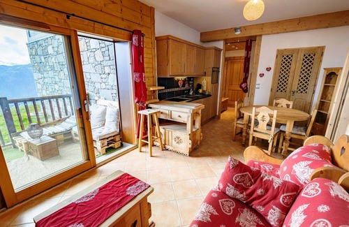 Bisanne 1500 Apartment | Beau 2 Pièces Avec Piscine et Accès Direct aux Pistes Les Saisies Bisanne 1500