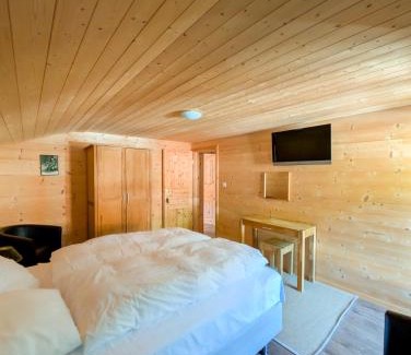 Champery Apartment | Beau chalet au centre de Champéry - vue montagne