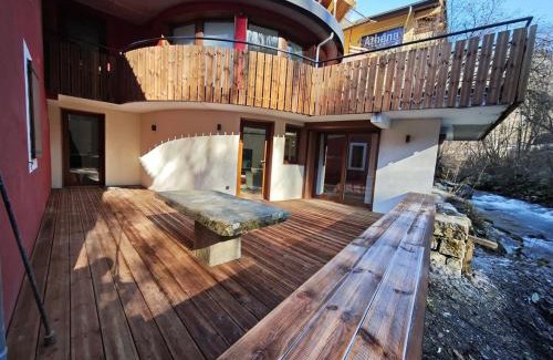 Brides-les-Bains Apartment | Beau T2 refait à neuf