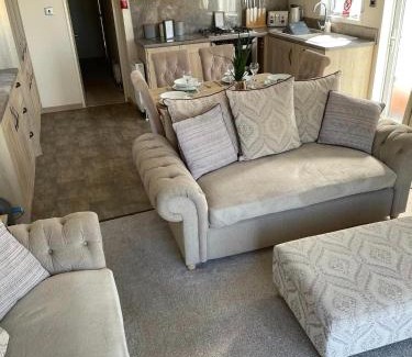 Tattershall House | Beaumont on fishing lake with Hot Tub
