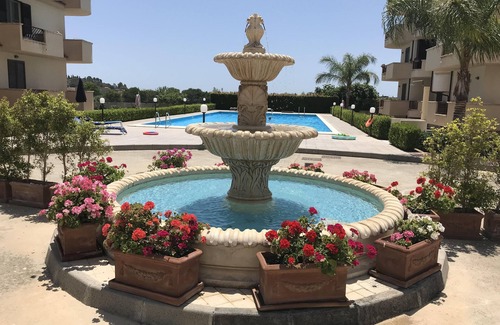 Gioiosa Ionica Apartment | Beautiful NEW apartment with pool close to the village, sea only 5 minutes away,