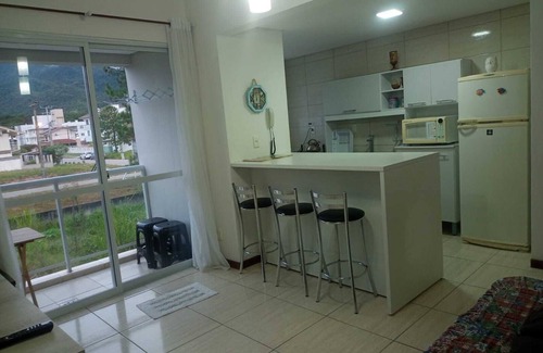 Governador Celso Ramos Apartment | Beautiful Apartment on Palmas Beach - GCR/SC Avenue directly to the sea