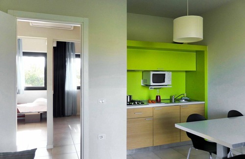 Cavalcaselle Apartment | Beautiful apartment for 6 people with A/C, pool, WIFI, TV, balcony and parking
