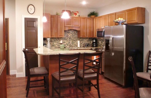Stanwood Apartment | Beautiful 1 bedroom unit at resort, sleeps 8