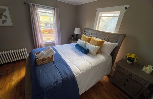 Sydney House | Beautiful 1920’s home in the heart of Sydney!