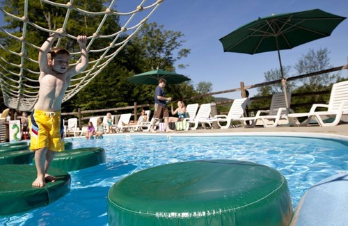 Jeffersonville Apartment | Beautiful 2 bedroom unit at resort, sleeps 10