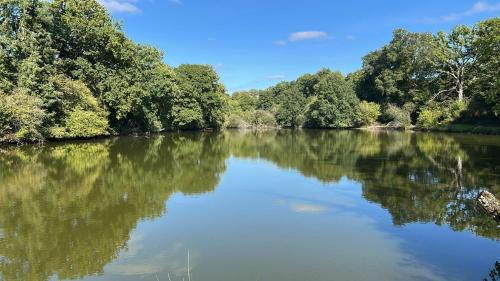 Montenay House | Beautiful 2-Bedroom Gîte in Montenay