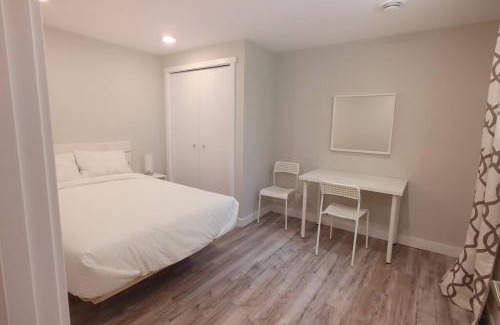 Southwest Calgary Apartment | Beautiful 2 bedroom + office basement suite
