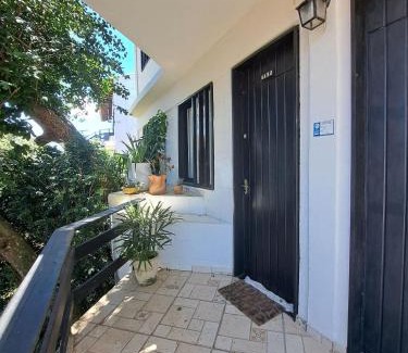 Marina Apartment | Beautiful 2 Bedrooms with Parking Space in Búzios, Stunning Sea View