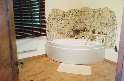 Aleria House | Beautiful 200m2 villa close to the sea