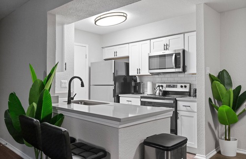 University Hills and Windsor Park Apartment | Beautiful 2BD/2BA in University Hills 6370
