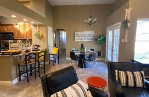 Barker House | Beautiful 2BR Home near to Houston TX