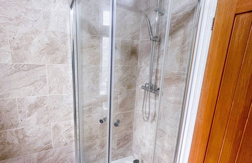 Havering House | Beautiful 3 Bedroom house