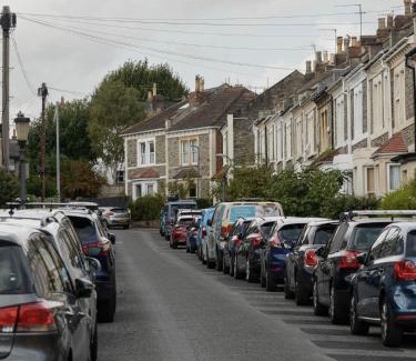 Bristol Apartment | Beautiful 3 Bedroom Home in Bristol