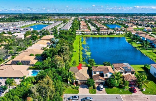 Lake Worth Apartment | Beautiful 3 Br. Single Family (230366) by Houzlet