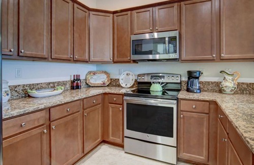 Lake Worth Apartment | Beautiful 3 Br. Single Family (230366) by Houzlet