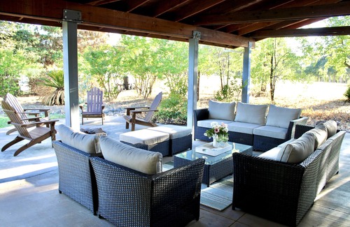 Junction House | Beautiful 35-Acre Redding Vacation Rental!
