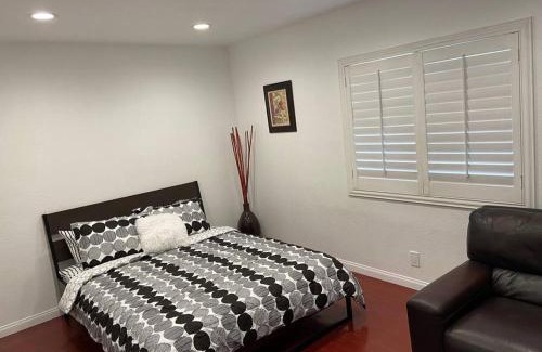 West Rancho Dominguez House | Beautiful 4 bedroom 2 bathroom house
