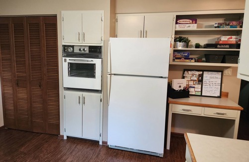 St. Marys House | Beautiful 4-bedroom, half a block from downtown St. Mary's