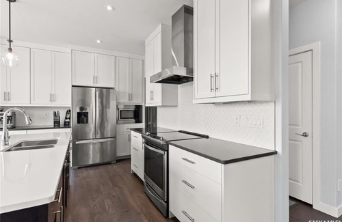 Regina House | Beautiful 4 bedrooms House