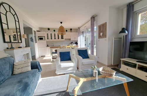 Agon-Coutainville House | BEAUTIFUL 4* BRIGHT SPACIOUS HOUSE WITH ENCLOSED GARDEN 300 M FROM THE SEA ON FOOT