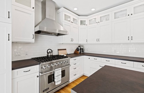 Eastside Santa Cruz Cottage | Beautiful 5 bedroom home just steps from the beach