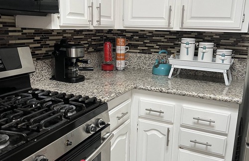 Sunrise Manor House | Beautiful 5Bed/3Bath + Pool In Las Vegas