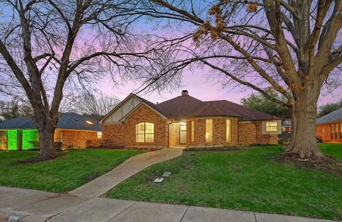 DeSoto House | Beautiful 5Br 2Bath DeSoto Home with Pool