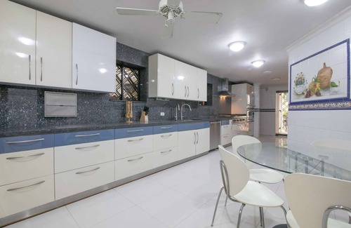 Bocagrande House | Beautiful 6 Bedroom Mansion in Bocagrande