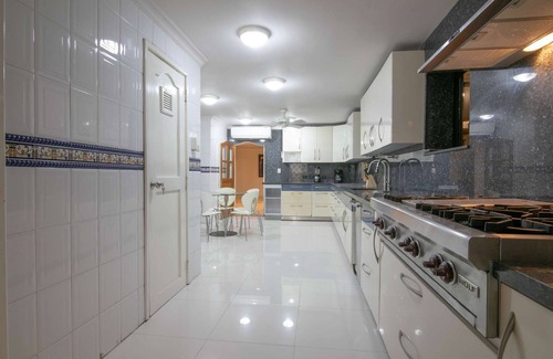 Bocagrande House | Beautiful 6 Bedroom Mansion in Bocagrande