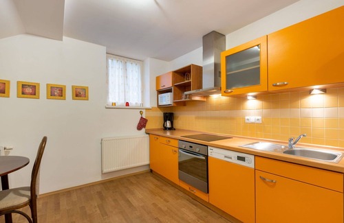 Tanvald Apartment | Beautiful apartment for 12 people with WIFI, TV and pets allowed