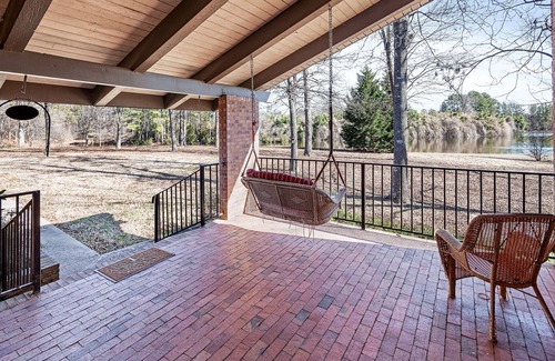 Steele Creek House | Beautiful and Serene 7BR Oasis with Private Pond