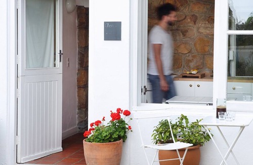 Cape Town City Centre Cottage | Beautiful and tranquil self-catering cottage in the heart of Cape Town