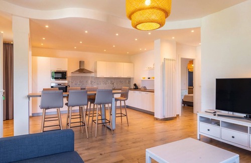 Tovo San Giacomo Apartment | Beautiful apartment for 6 people with WIFI, private pool, TV and pets allowed