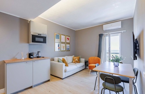 Porto Recanati Apartment | Beautiful apartment for 4 guests with pool, WIFI, A/C, TV, terrace and panoramic view