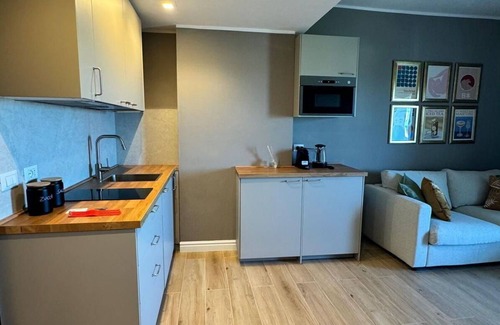 Porto Recanati Apartment | Beautiful apartment for 4 guests with pool, WIFI, A/C, TV, terrace and panoramic view