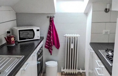 Riva del Garda Apartment | Beautiful apartment for 5 people with WIFI, A/C, TV and patio